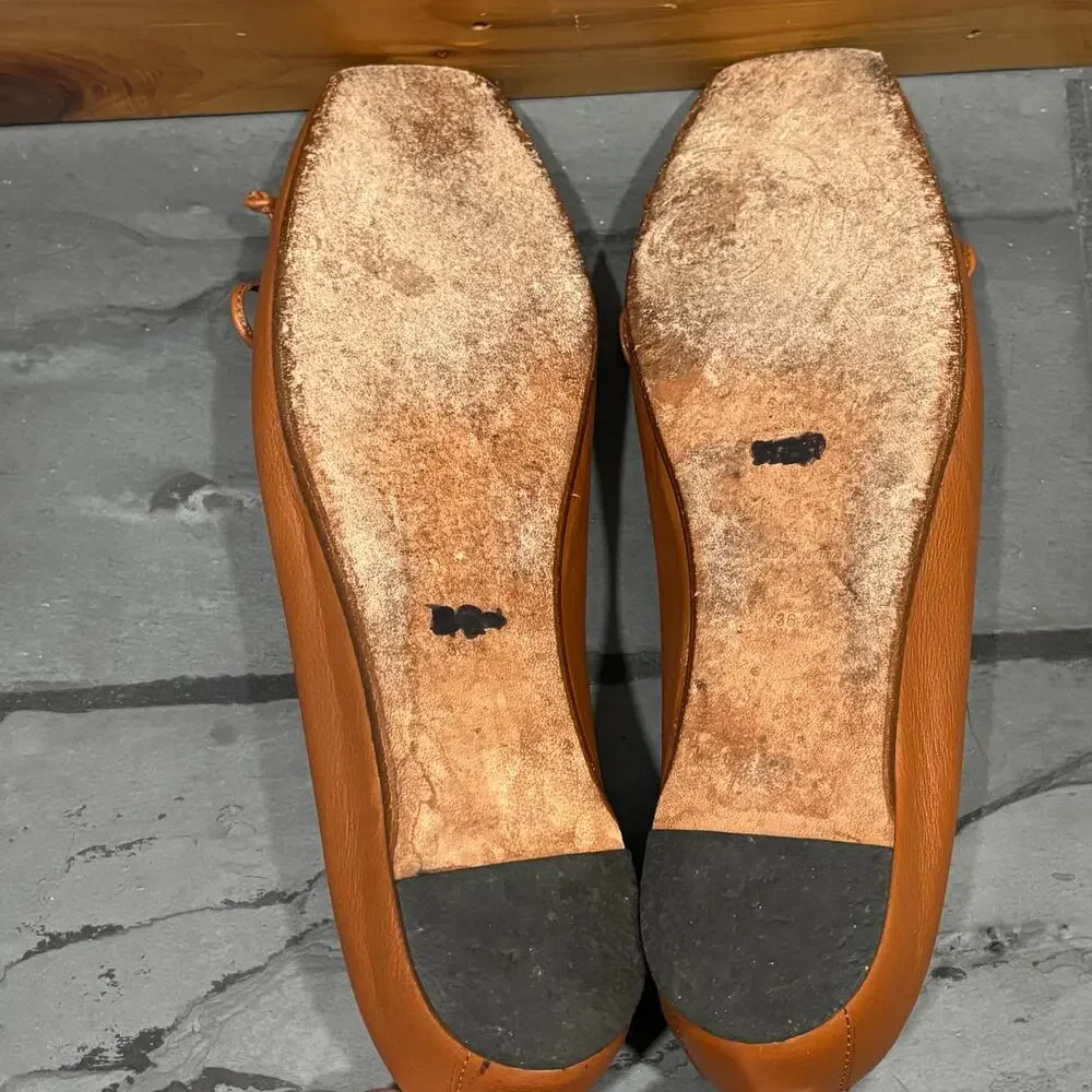 M. Gemi the Danza Tan Nappa Ballet Flat - size 36.5 (US 6)